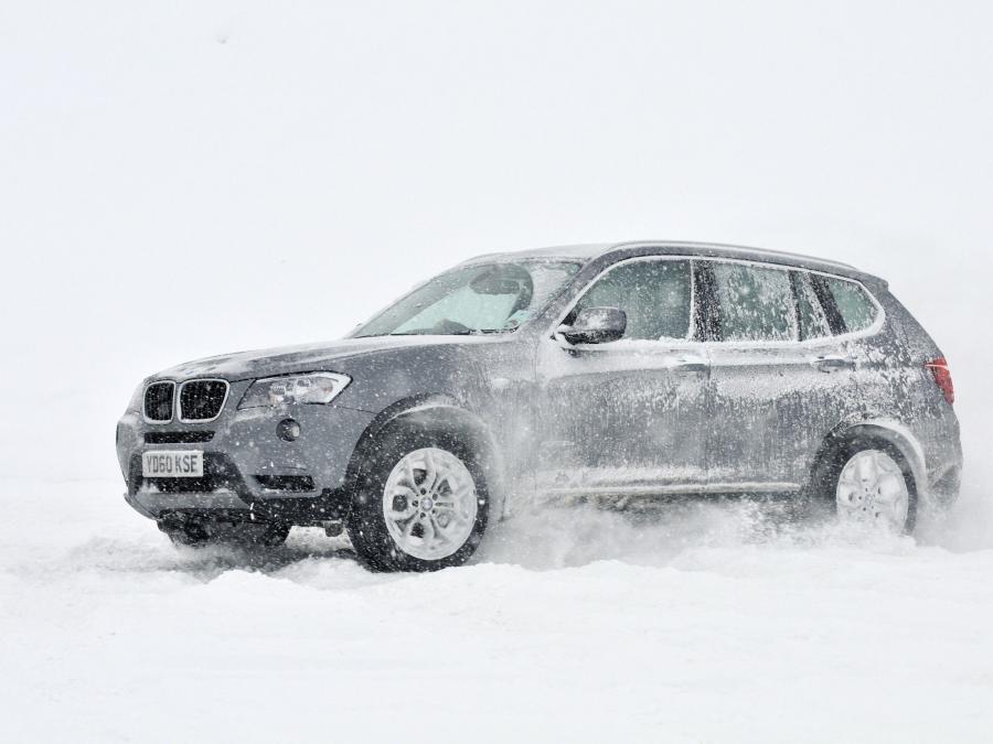  BMW X3 xDrive 2.0d 2010 года  (UK) (фото 13 из 16)